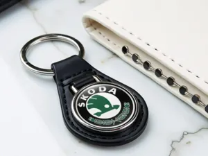 Skoda Schlüsselanhänger Leder Stilvoll Modern Tuning Kraft